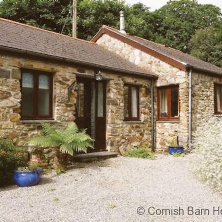 The Snug At Cornish Barn Holidays 트루로 외부 사진